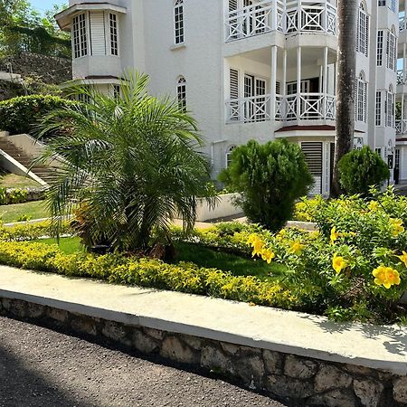 Falcon Islandview - Airport Pickup Available - 24Security Montego Bay Dış mekan fotoğraf
