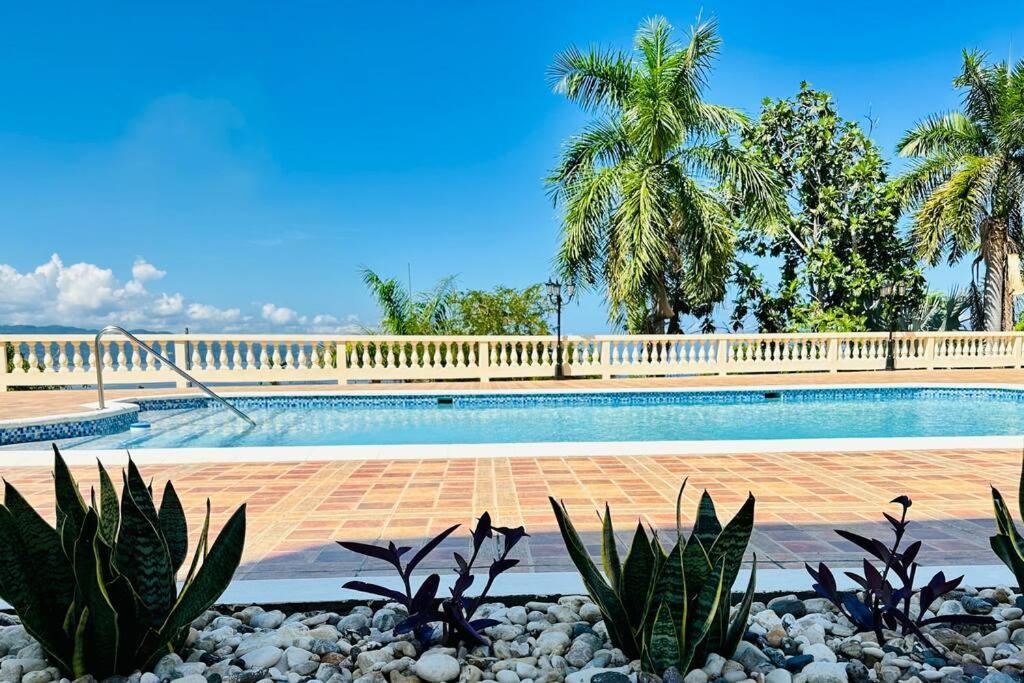 Falcon Islandview - Airport Pickup Available - 24Security Montego Bay Dış mekan fotoğraf